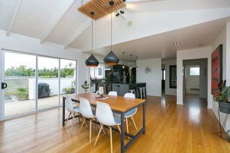 Photo of property in 205 King Road, Inglewood, 4386