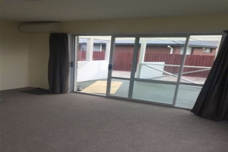 Photo of property in 2/202 Sawyers Arms Road, Bishopdale, Christchurch, 8053