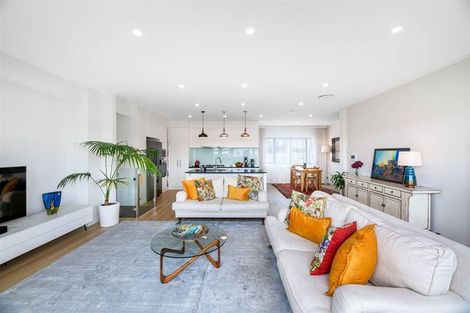 Photo of property in 12 Moki Place, Long Bay, Auckland, 0630