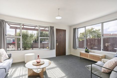 Photo of property in 1/6 Quinton Place, Bishopdale, Christchurch, 8053