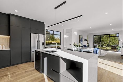 Photo of property in 23 Soudley Court, Jacks Point, Queenstown, 9371