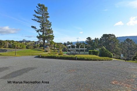 Photo of property in 86 Mount Marua Way, Timberlea, Upper Hutt, 5018