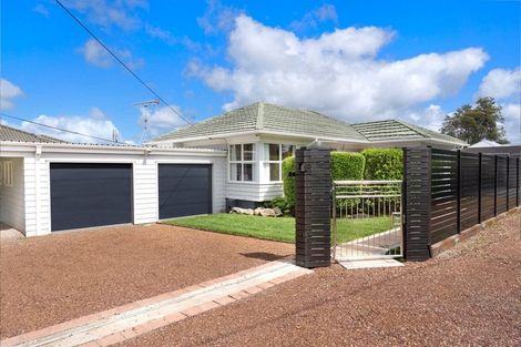 Photo of property in 31 Riverside Road, Orewa, 0931