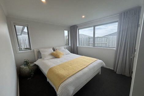 Photo of property in 2/12 Bostonkip Crescent, Fitzroy, Hamilton, 3282