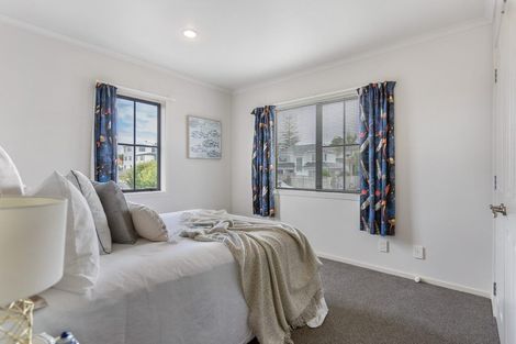 Photo of property in 140 Wellington Street, Howick, Auckland, 2014