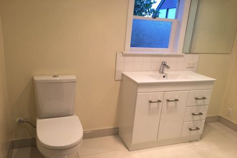 Photo of property in 53 Matai Road, Stanmore Bay, Whangaparaoa, 0932