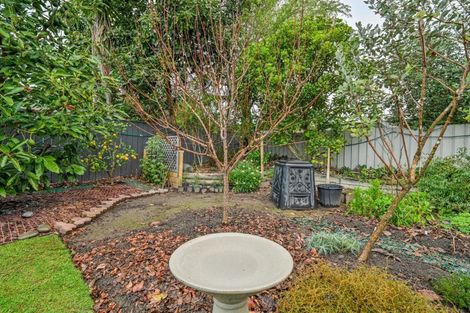 Photo of property in 20 Symons Street, Parkvale, Hastings, 4122