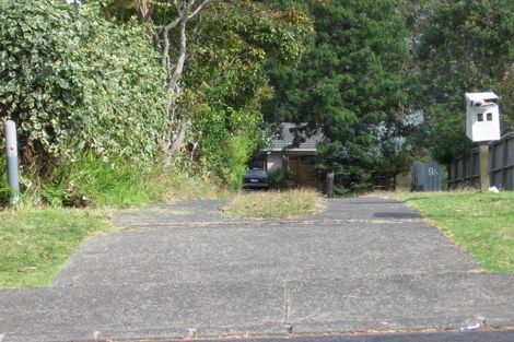 Photo of property in 2/9 Tallington Crescent, Torbay, Auckland, 0630