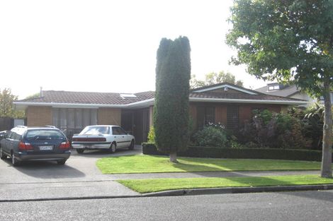 Photo of property in 28 Mcenroe Grove, Naenae, Lower Hutt, 5011