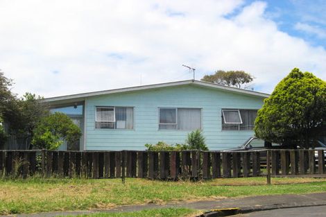 Photo of property in 6 Upwood Place, Mangere, Auckland, 2022
