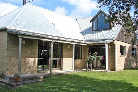 Photo of property in 242 Oreti Road, Otatara, Invercargill, 9879