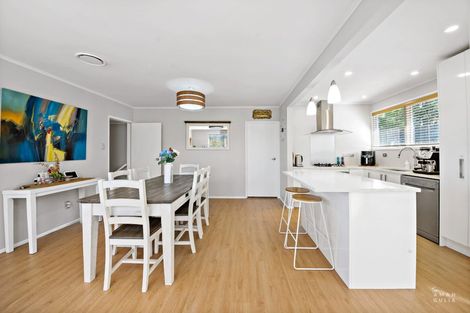 Photo of property in 186 Old Titirangi Road, Titirangi, Auckland, 0604