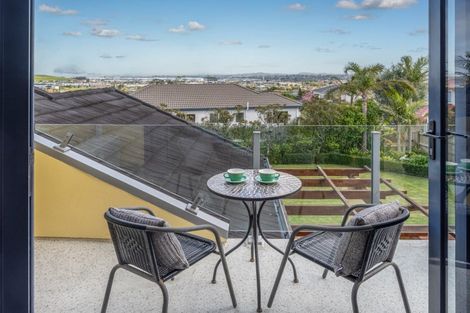 Photo of property in 49 Westerham Drive, Dannemora, Auckland, 2016