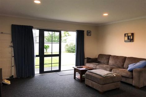 Photo of property in 210b Mcleod Street, Camberley, Hastings, 4120