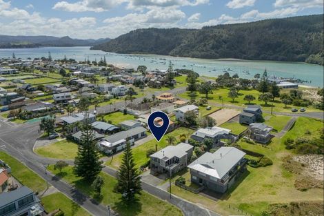Photo of property in 102 Barrowclough Road, Whangamata, 3620