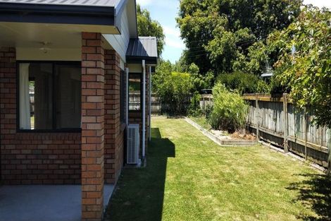 Photo of property in 17 Charles Cross Street, Longburn, Palmerston North, 4412