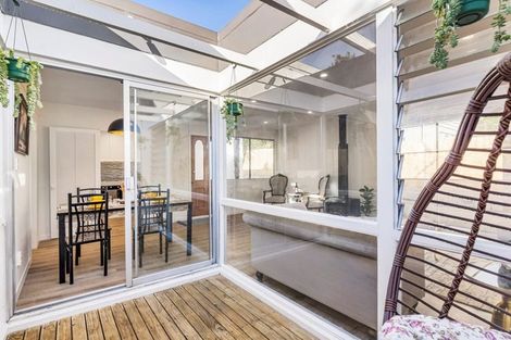 Photo of property in 1/8 Wilbur Place, Pakuranga Heights, Auckland, 2010