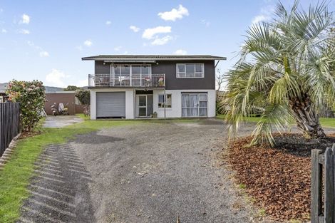 Photo of property in 208 Chartwell Avenue, Whangamata, 3620