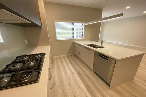 Photo of property in 8 Tagish Way, Orewa, 0931