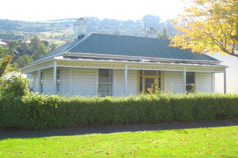 Photo of property in 1 Ainslee Place, North East Valley, Dunedin, 9010
