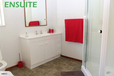 Photo of property in 4 Monterey Place, Parklands, Christchurch, 8083