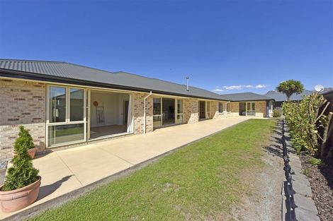 Photo of property in 9 Mollymawk Place, Woolston, Christchurch, 8023