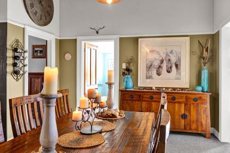 Photo of property in 31 Maire Street, Inglewood, 4330