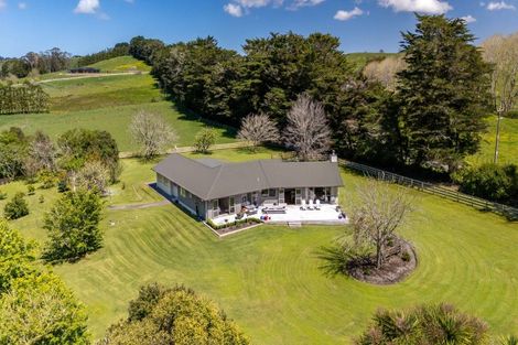 Photo of property in 19 Valley Road, Waitoki, Kaukapakapa, 0871