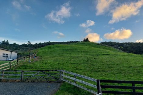 Photo of property in 327 Ahuroa Road, Puhoi, Warkworth, 0994