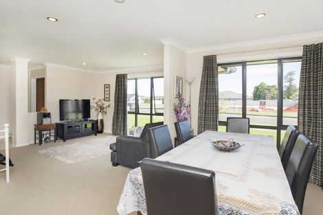 Photo of property in 14 Sterling Park, Lytton West, Gisborne, 4010