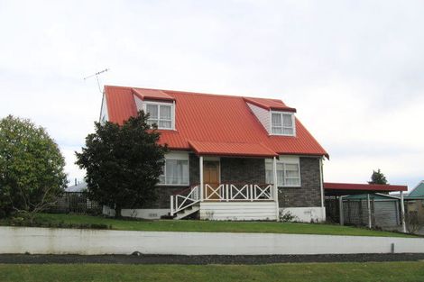 Photo of property in 2 Goodall Street, Dinsdale, Hamilton, 3204