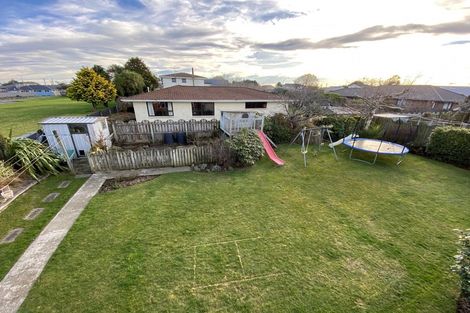 Photo of property in 45 Vogel Place, Waikiwi, Invercargill, 9810