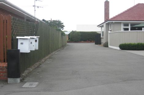 Photo of property in 2/44 Peer Street, Upper Riccarton, Christchurch, 8041