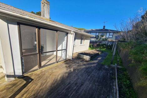 Photo of property in 195 Sievers Grove, Cannons Creek, Porirua, 5024