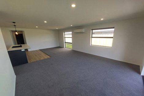 Photo of property in 30 Eileen Way, Rolleston, 7615