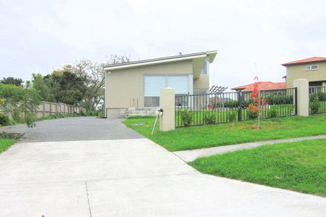 Photo of property in 40 Rame Road, Greenhithe, Auckland, 0632