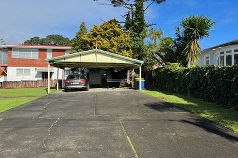 Photo of property in 40 Te Atatu Road, Te Atatu South, Auckland, 0610