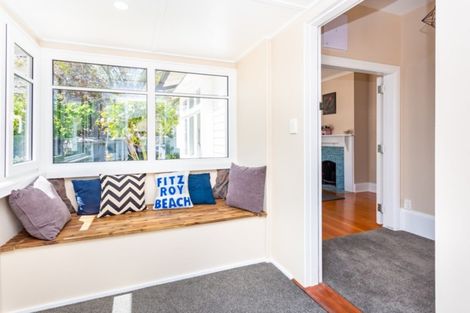 Photo of property in 32 Bowenvale Avenue, Cashmere, Christchurch, 8022