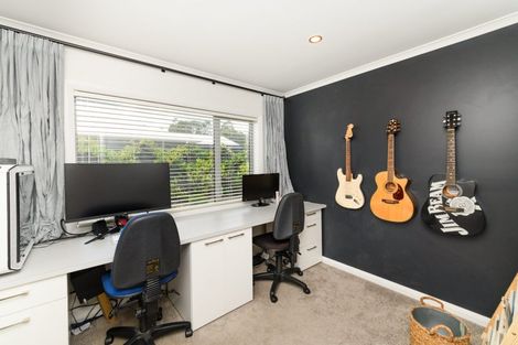 Photo of property in 111 James Line, Kelvin Grove, Palmerston North, 4414
