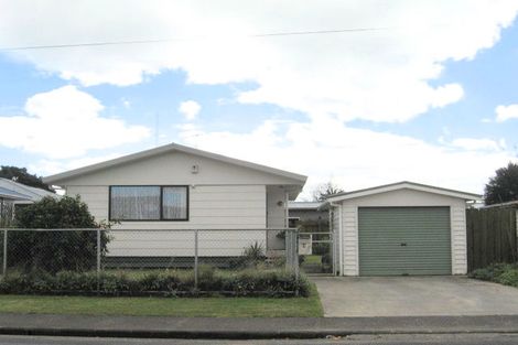 Photo of property in 1/3 Pembrook Street, Papakura, 2110