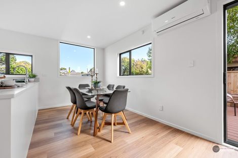 Photo of property in 2/51 Kings Crescent, Hutt Central, Lower Hutt, 5010