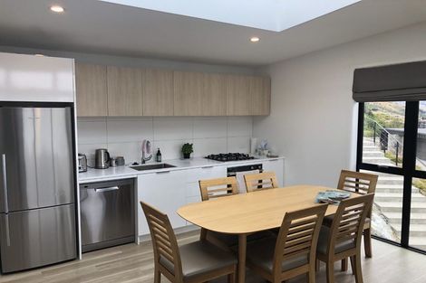 Photo of property in 8 Highlands Close, Queenstown, 9300
