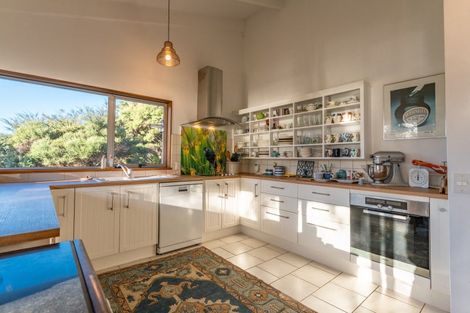 Photo of property in 150 Whangaruru Wharf Road, Whangaruru, Hikurangi, 0184