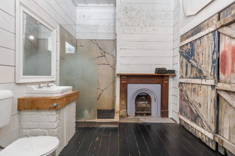 Photo of property in 2 Collingwood Road, Waiuku, 2123