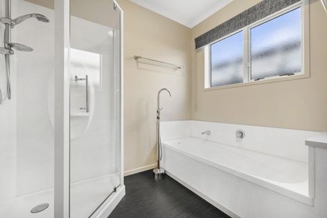 Photo of property in 25 Manukau Road, Raglan, 3225