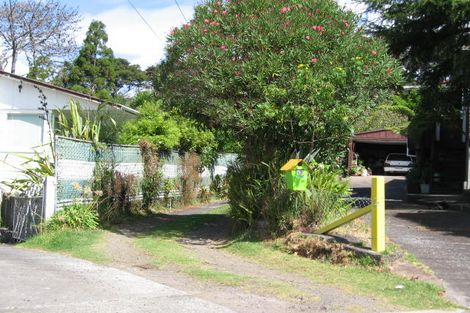 Photo of property in 13 Beverly Place, New Lynn, Auckland, 0600