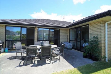 Photo of property in 48 Ocean View Rise, Ruakaka, 0116