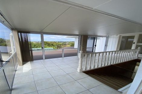 Photo of property in 743 East Coast Road, Browns Bay, Auckland, 0630