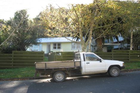 Photo of property in 5 John Street, Stokes Valley, Lower Hutt, 5019