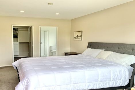 Photo of property in 8 Latham Stubbs Crescent, Waipawa, 4210